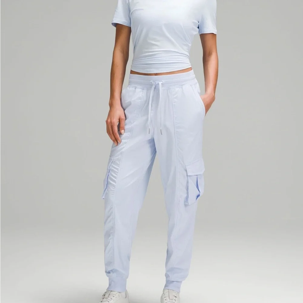 Lululemon Dance Studio Relaxed Fit Mid Rise Cargo Joggers Windmill Size 8 - Picture 2 of 11